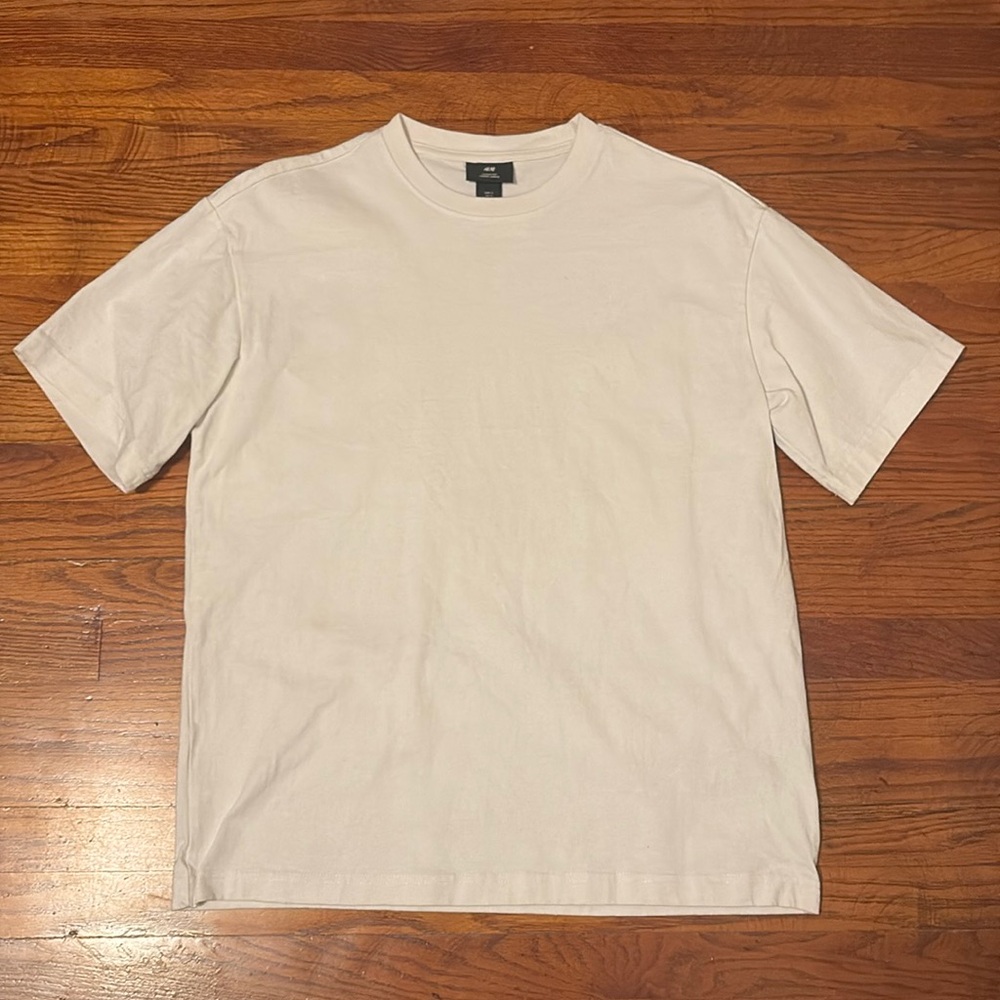 H&M Loose Fit White T-Shirt Size S